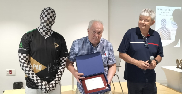 HOMENAJE A FÉLIX RAMOS SURIA